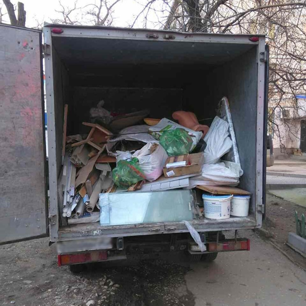 Вывоз строительного мусора мебели хлама